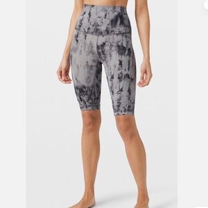 Lululemon Align Diamond Dye Super High Rise shorts